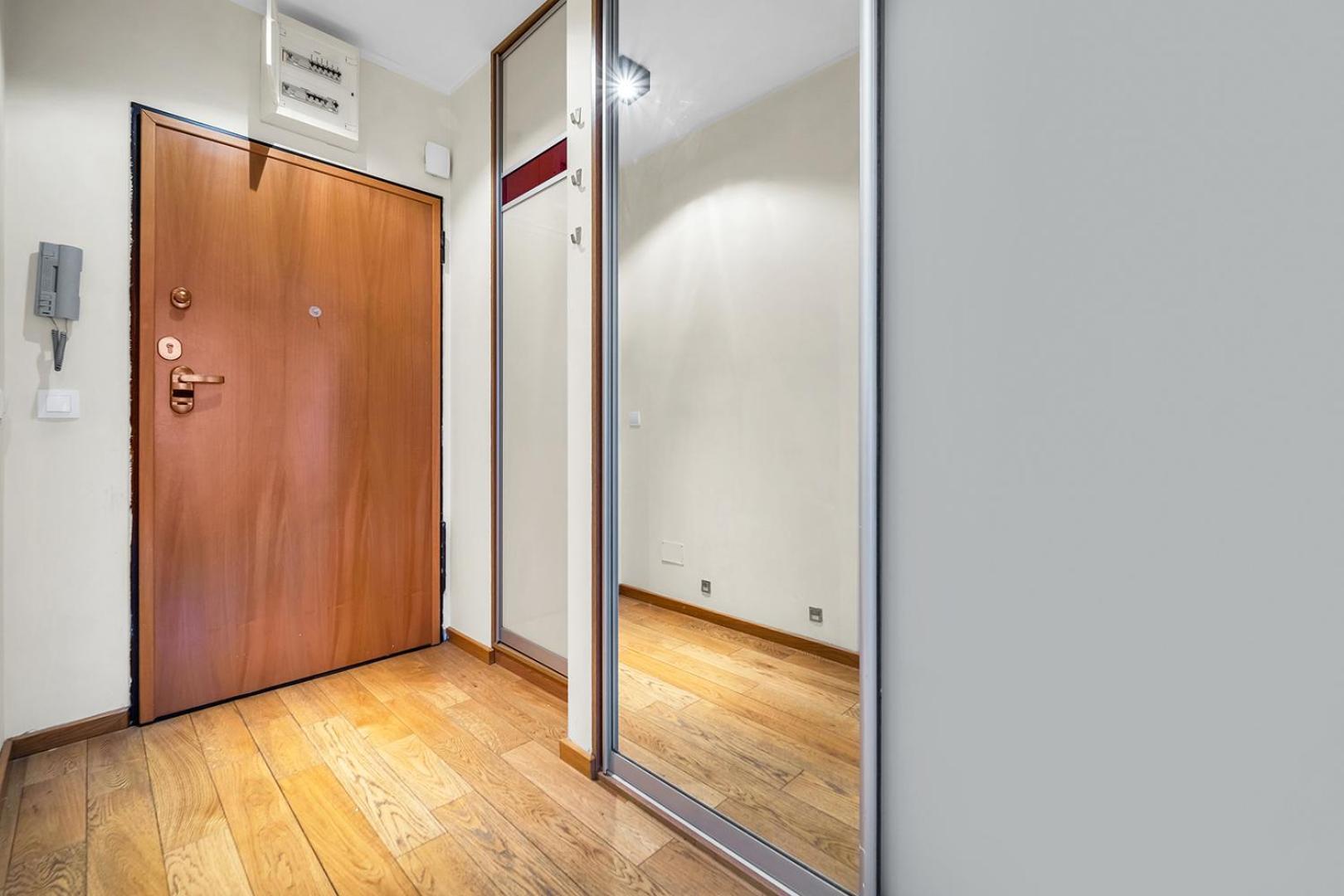 Wola Tower - 60M2, Balcony With City View, Parks Nearby - By Rentujemy Warszawa Exteriör bild